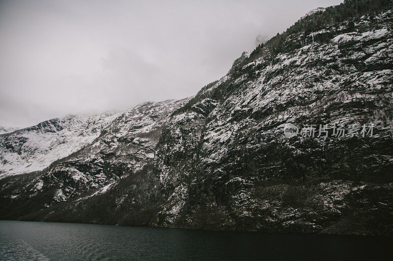 挪威冬季的n øyfjord